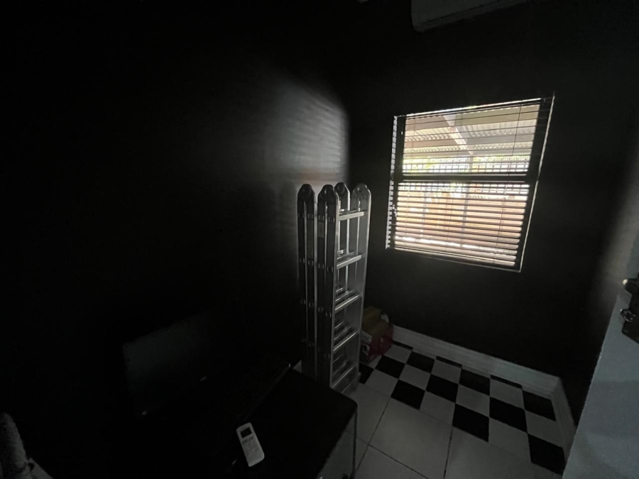 To Let commercial Property for Rent in Westdene Free State